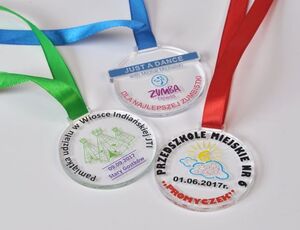Медаль из прозрачного акрила
